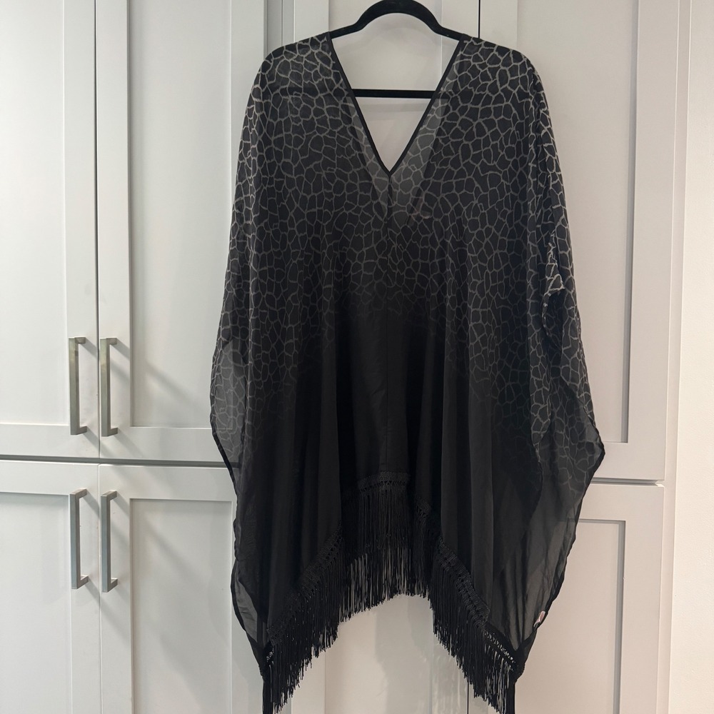Victoria's Secret Giraffe Animal Print Fringe Poncho Cover Up Black White Medium